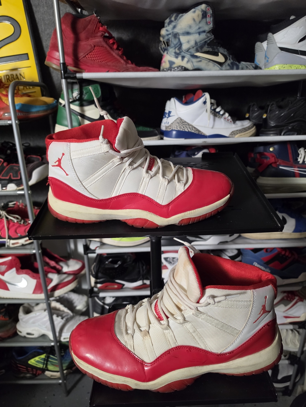 🔥 Jordan Men's Retro High-Top Sneakers Size 11 White Cherry Red